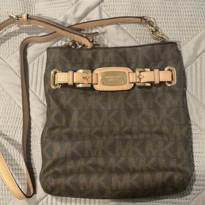 Michael Kors Crossbody